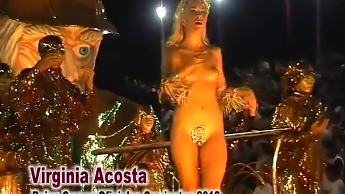 สาวบลอนด์สุดเซ็กซี่ Virginia Acosta รับมันทั้งหมดในงาน Corrientes Carnival