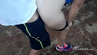 Jeu Anal Amateur Avec Un Gode Sur La Plage