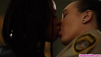 Ebony Inmate Gives Lesbian Warden A Blowjob In Prison