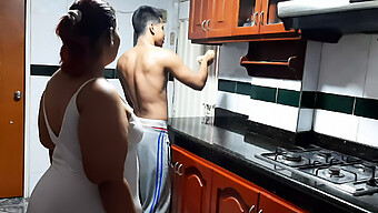 Latinas Culonas Son Folladas En La Cocina