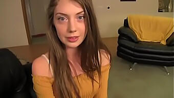 Teini (18+) Elena Koshka Vuonna Söpö Porno Video